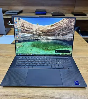 Laptop Dell Precision 7760 16GB Intel Core i7 SSD 512GB