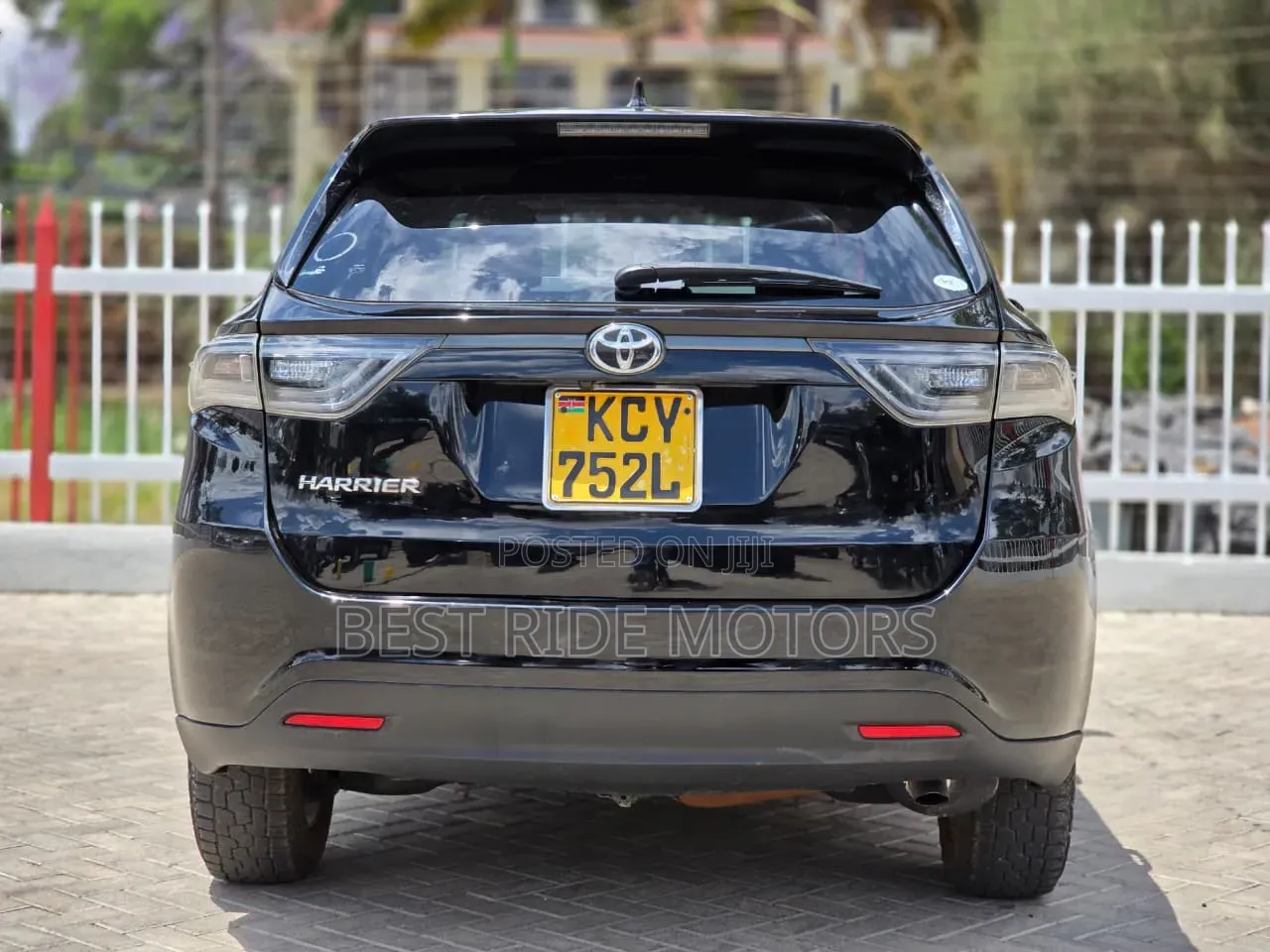 Toyota Harrier 2.0 2014 Teal