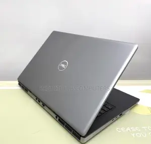 Laptop Dell Precision 7750 16GB Intel Core i9 SSD 512GB