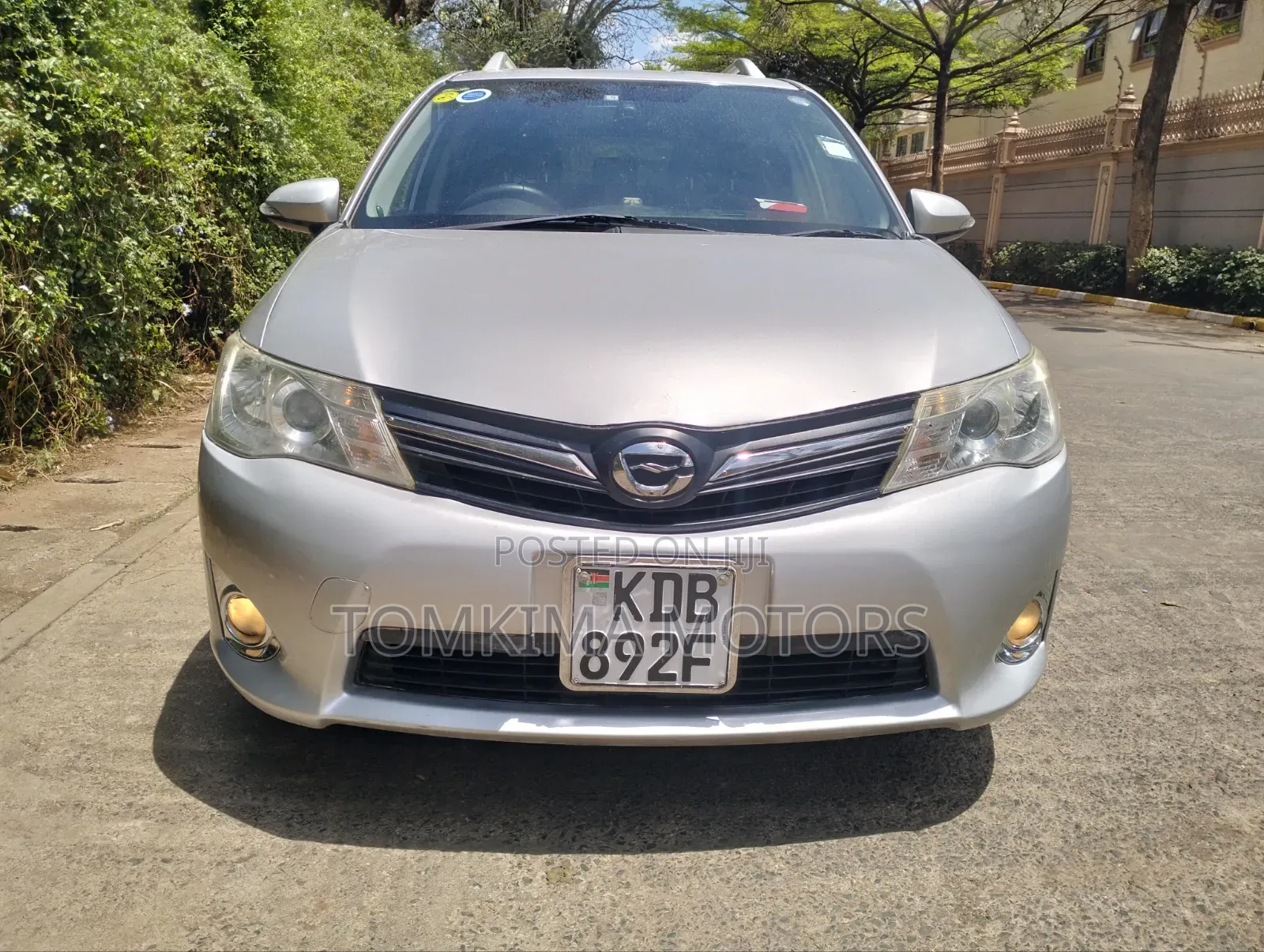 Toyota Corolla Fielder 2014 Silver
