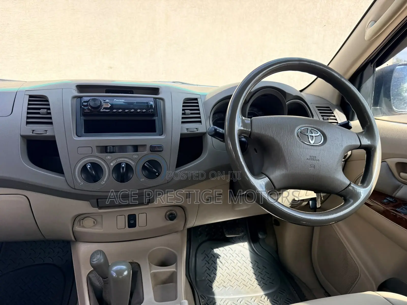 Toyota Hilux 2007 Black