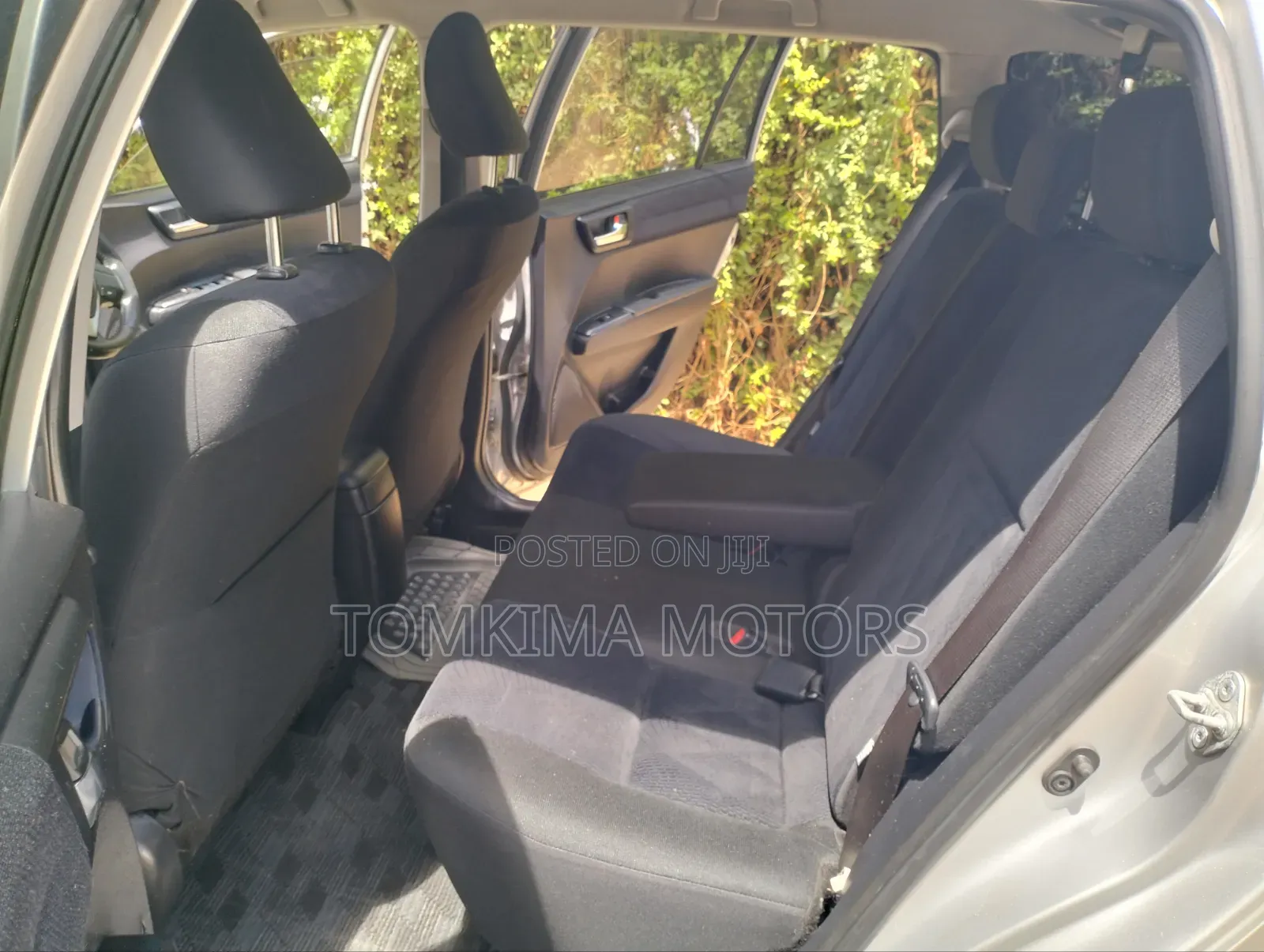Toyota Corolla Fielder 2014 Silver