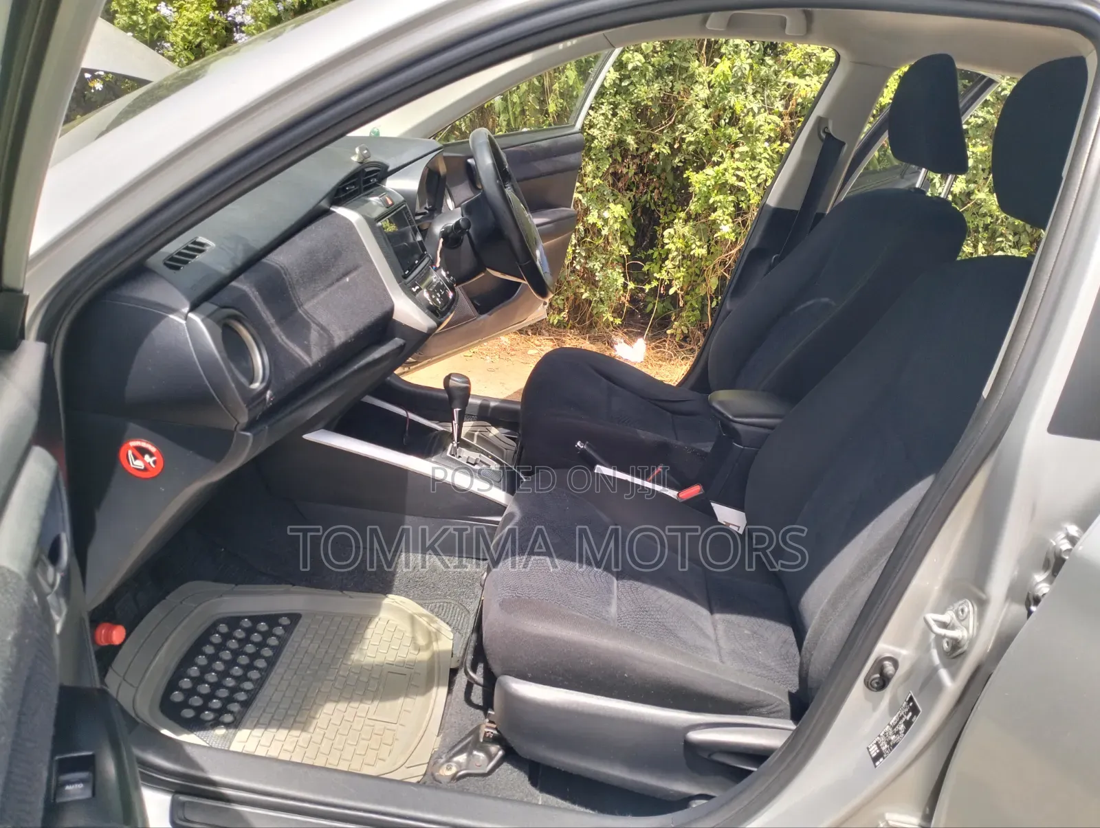 Toyota Corolla Fielder 2014 Silver