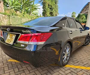 Toyota Crown 2015 Black