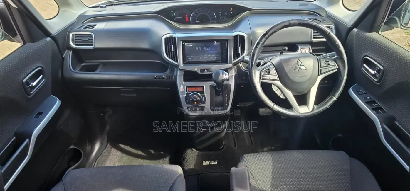 Mitsubishi Delica 2019 White