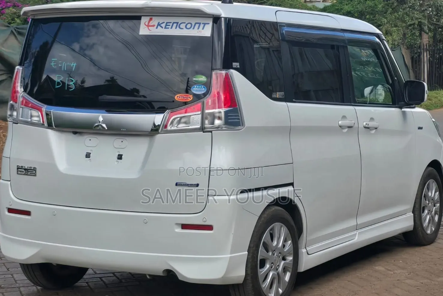 Mitsubishi Delica 2019 White