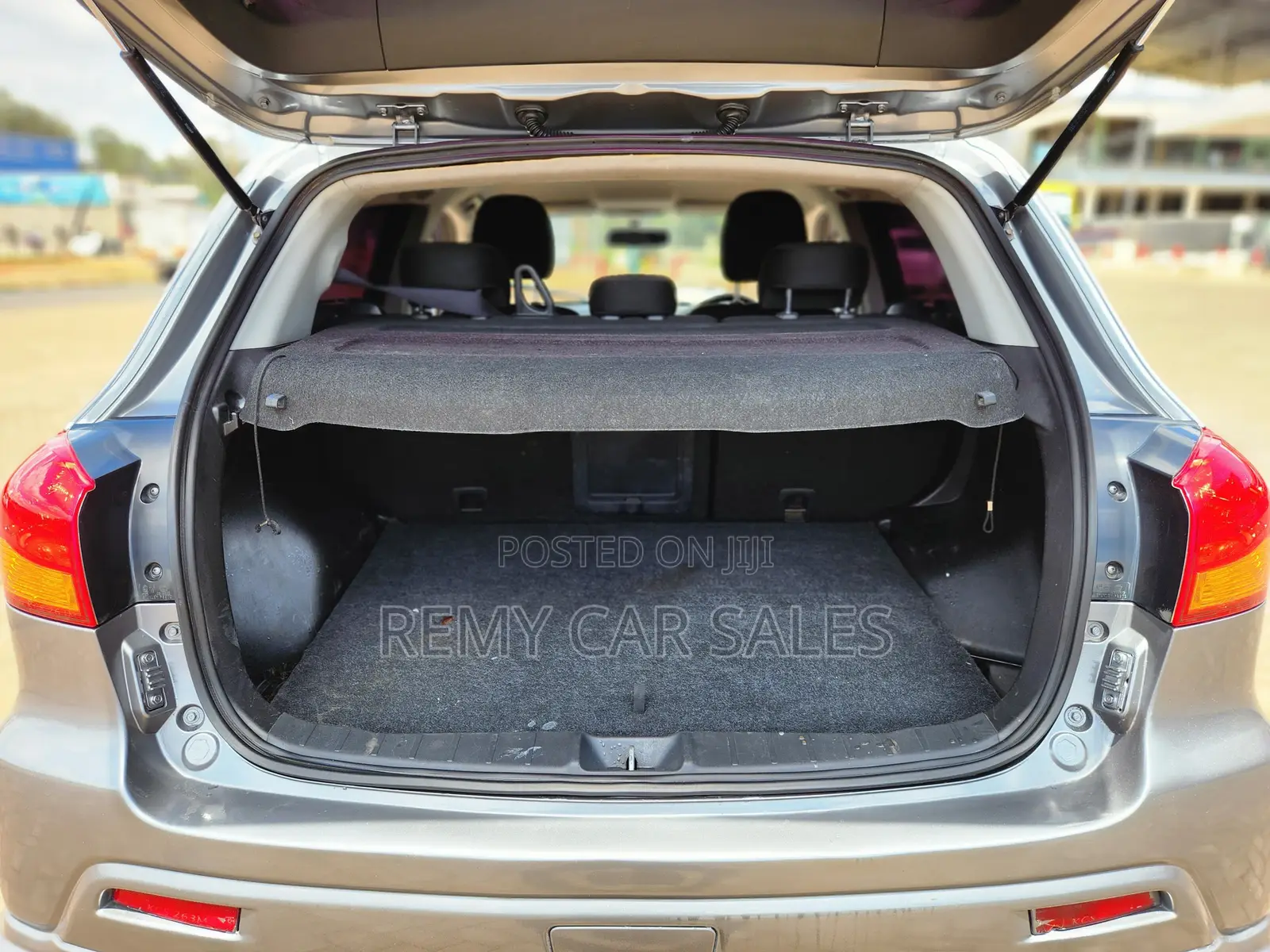 Mitsubishi RVR 2.0 2012 Gray
