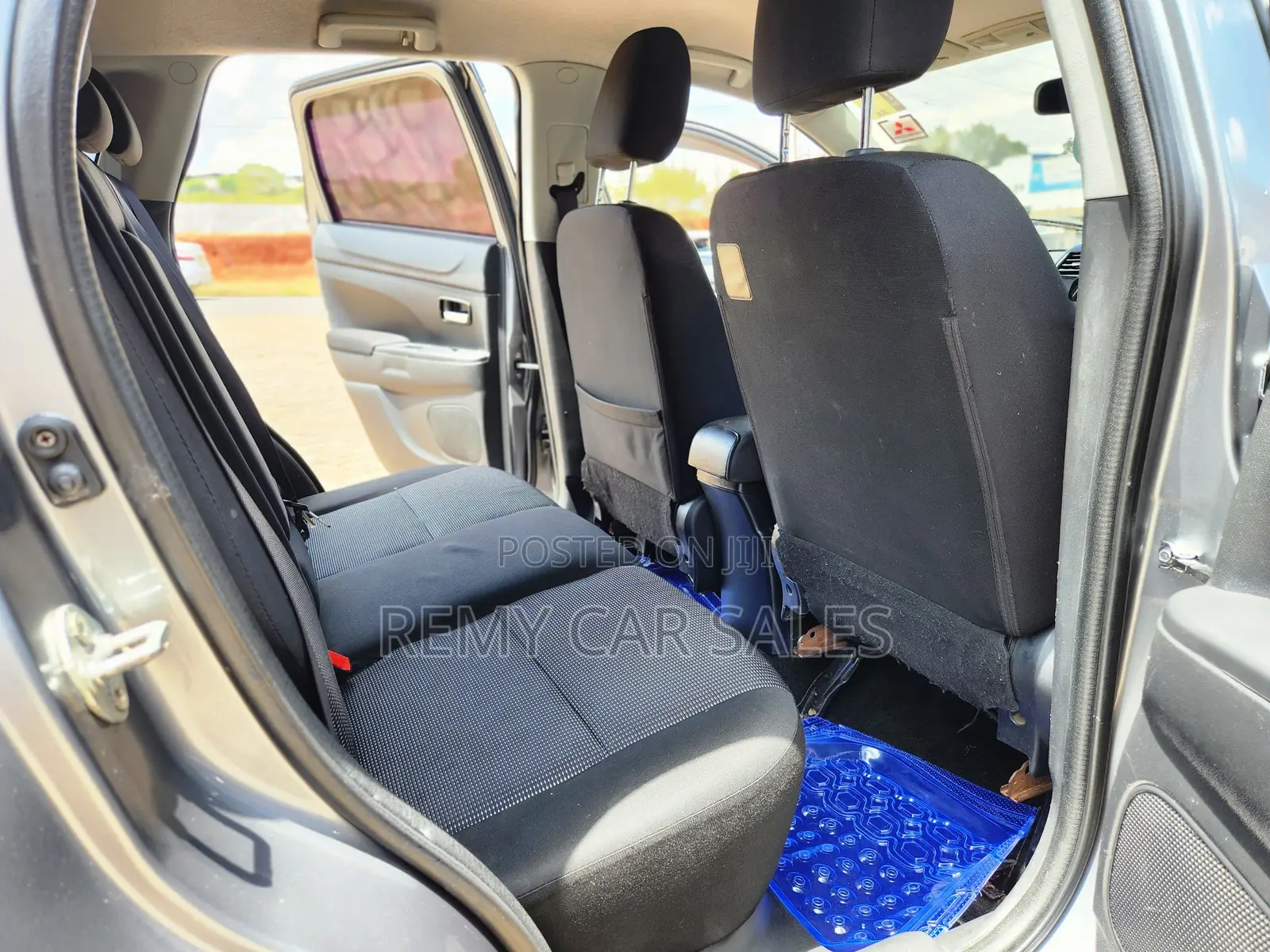 Mitsubishi RVR 2.0 2012 Gray