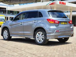 Mitsubishi RVR 2.0 2012 Gray