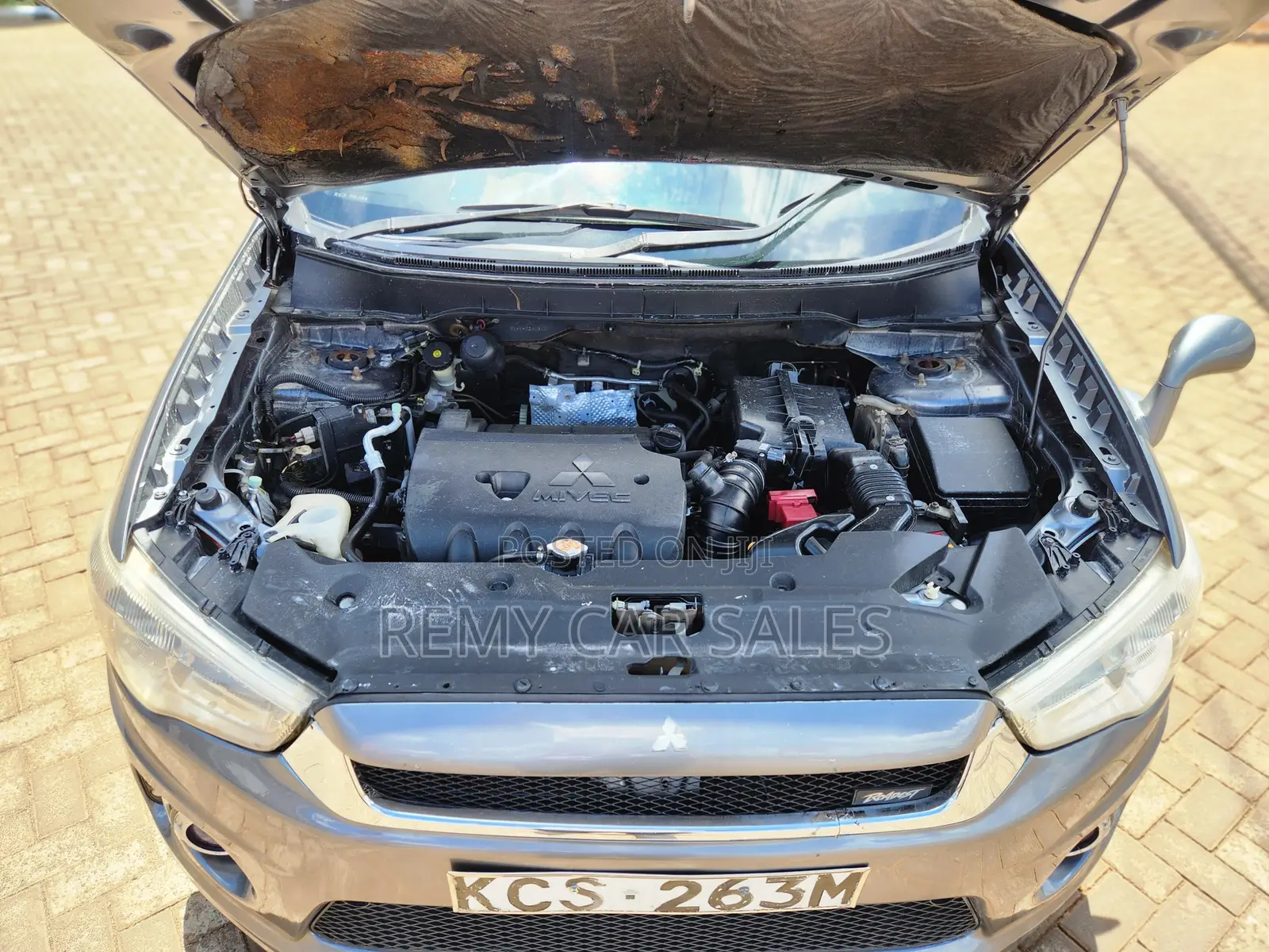 Mitsubishi RVR 2.0 2012 Gray