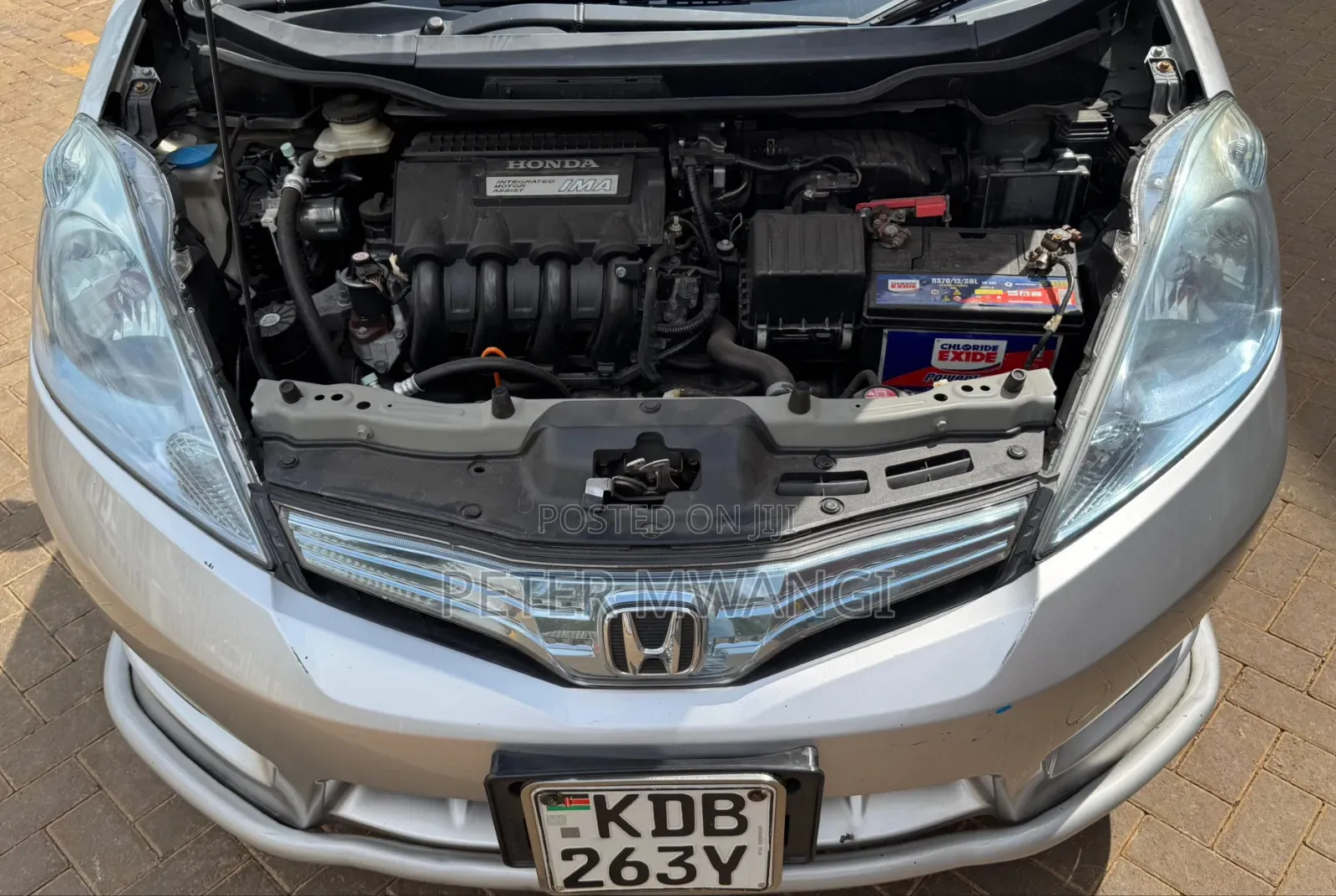 Honda Fit Shuttle 2012 Silver