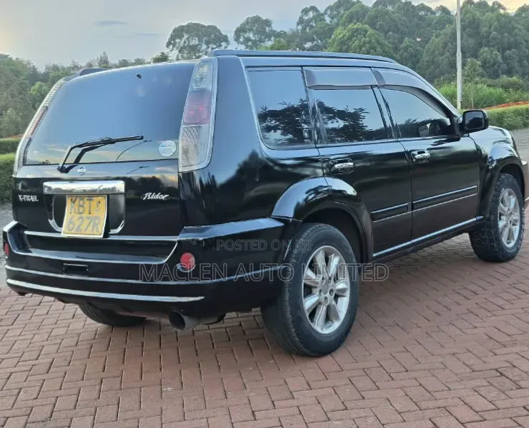 Nissan X-Trail 2007 Black