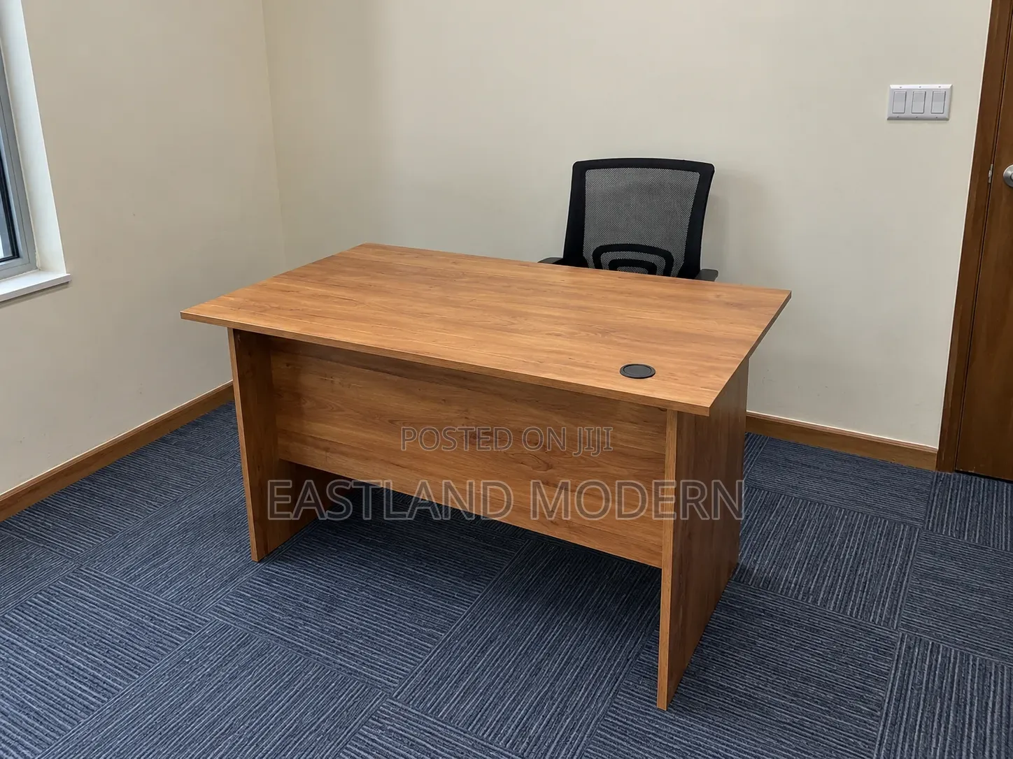 Modern Wooden Office Desk – Executive Working Table With Mesh Chair