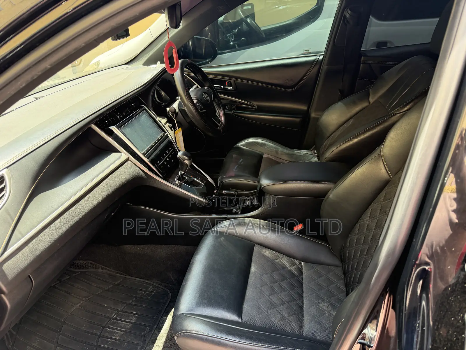 Toyota Harrier 2018 Black