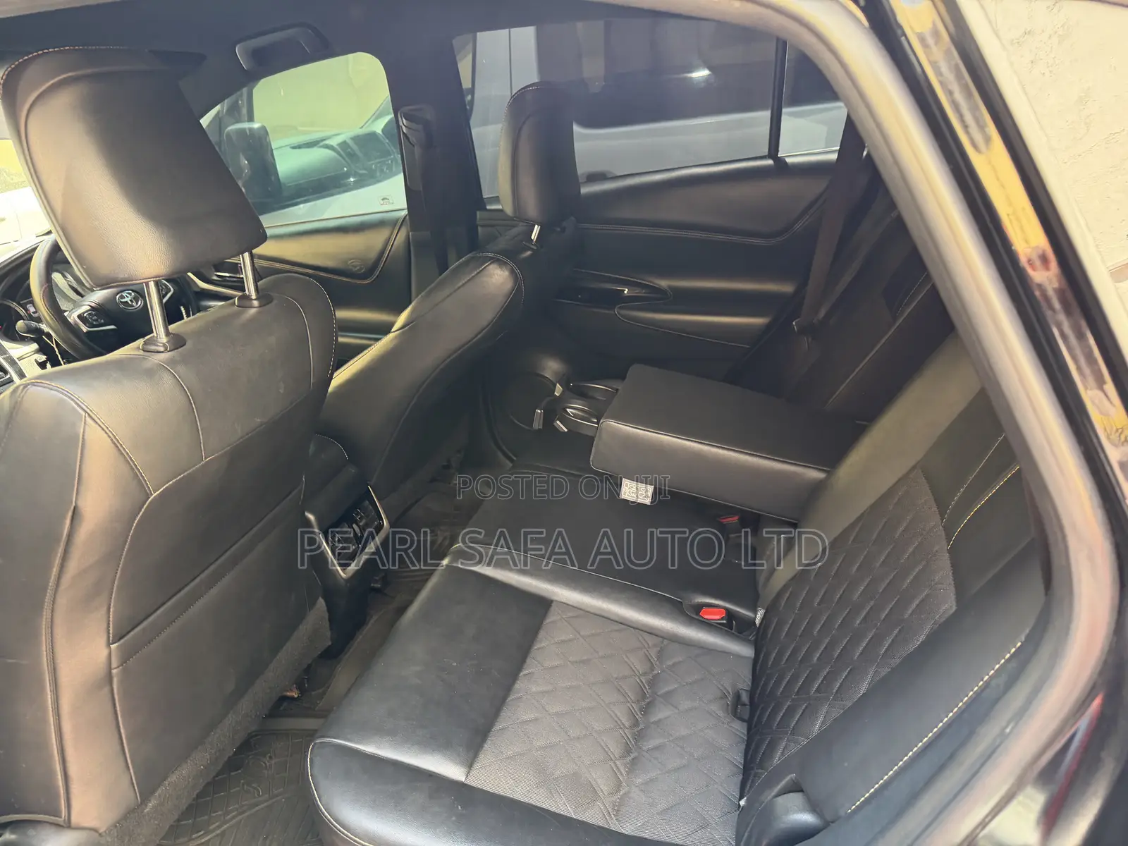 Toyota Harrier 2018 Black