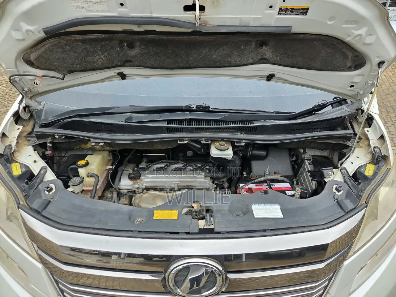 Toyota Vellfire 2014 White