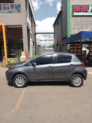 Toyota Vitz 2016 Gray