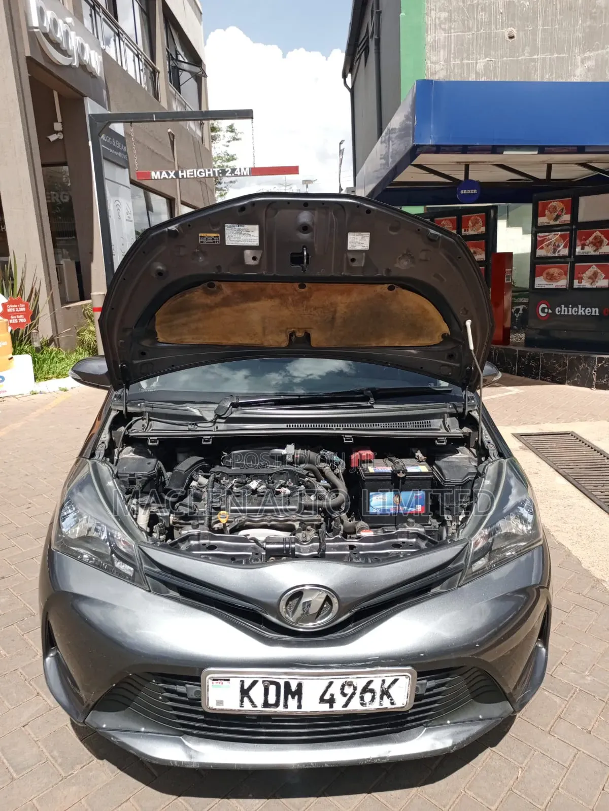 Toyota Vitz 2016 Gray