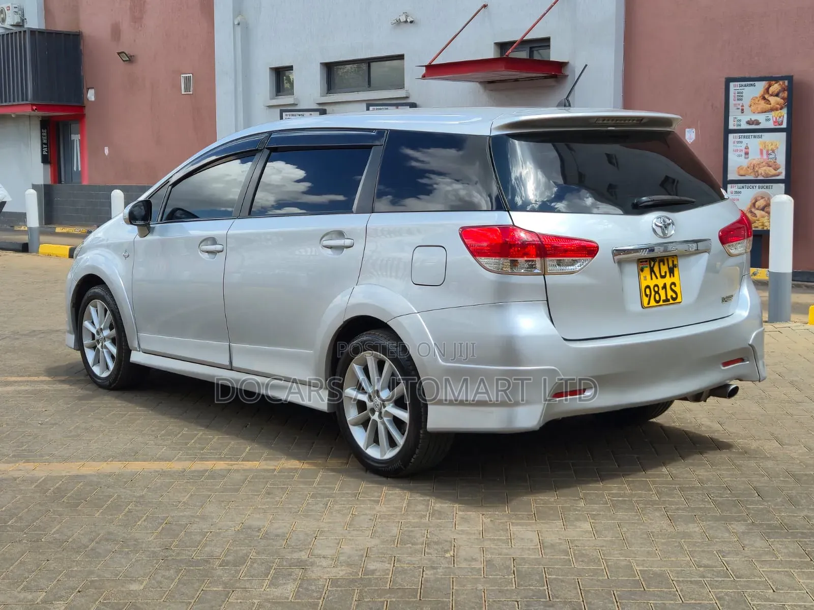 Toyota Wish 2012 Gray