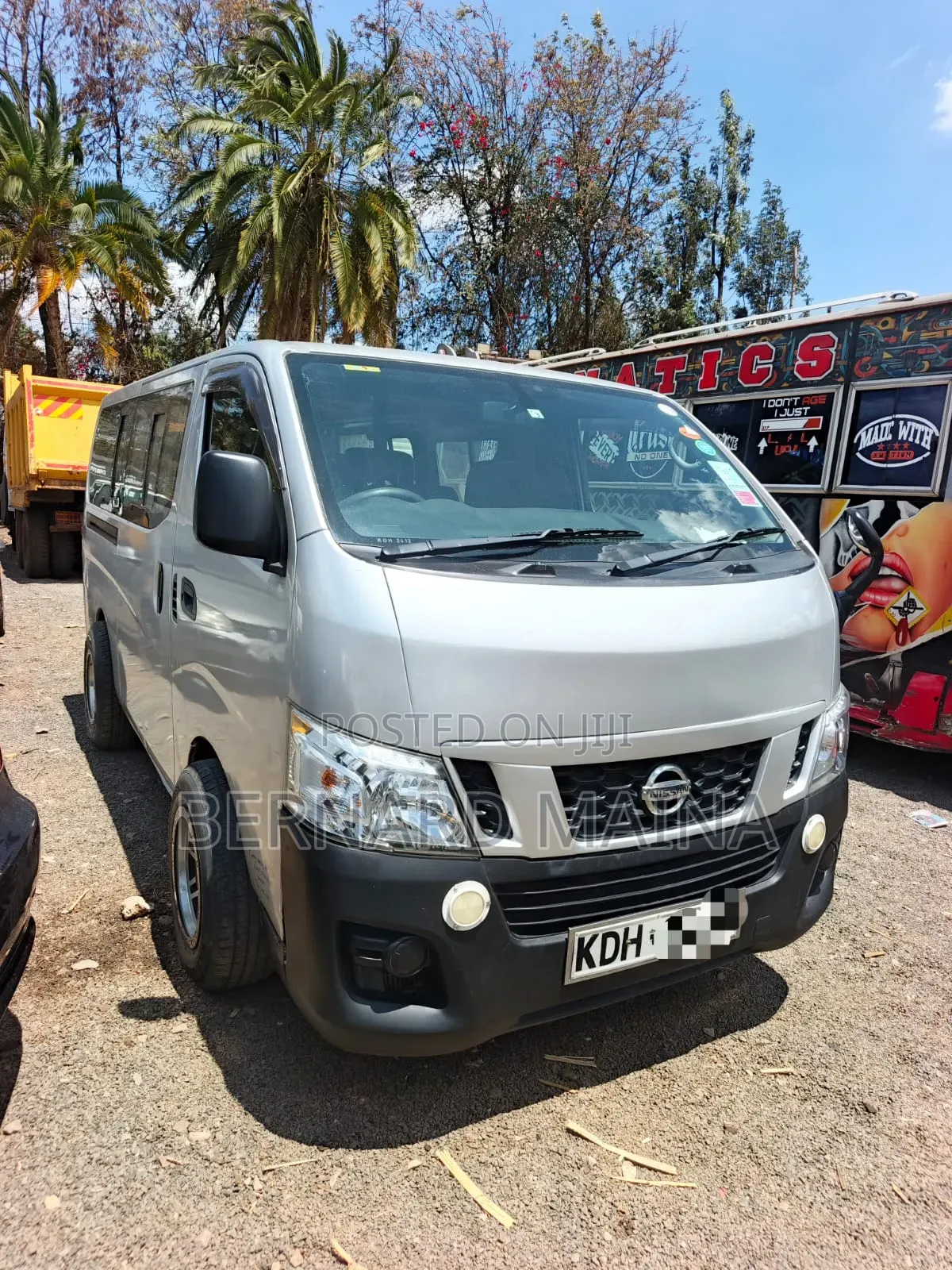 Nissan Caravan (Urvan) 2013 Silver