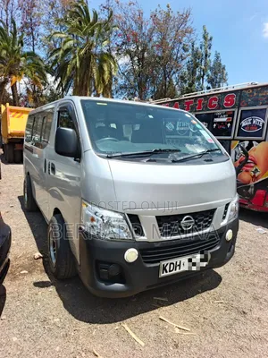 Nissan Caravan (Urvan) 2013 Silver