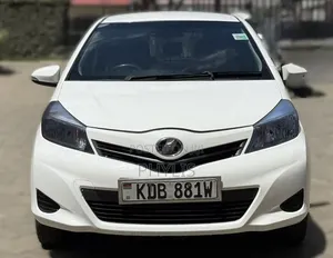 Toyota Vitz 2013 White