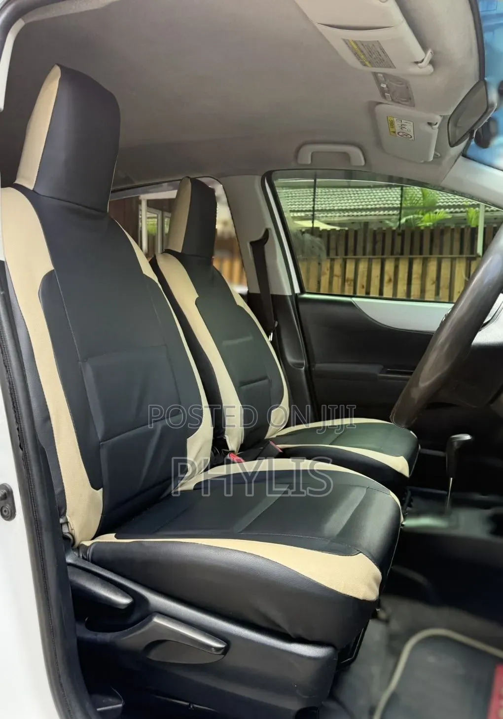 Toyota Vitz 2013 White
