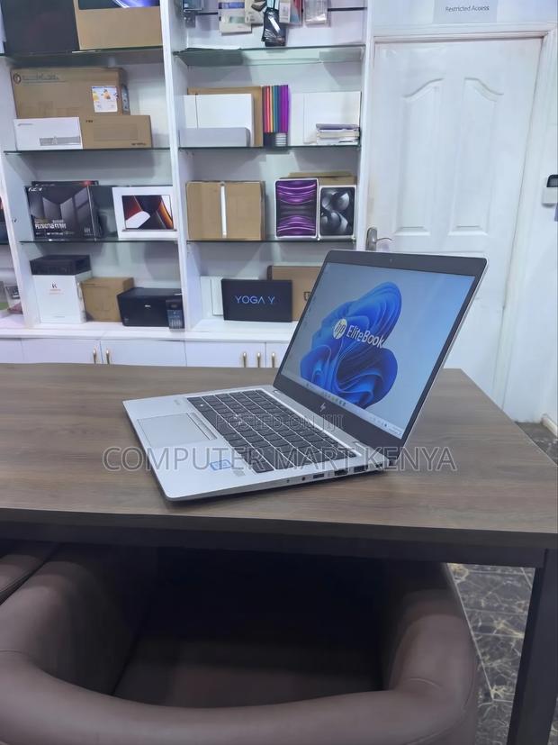 Laptop HP EliteBook 1040 G3 16GB Intel Core i7 SSD 512GB - thumbnail 4