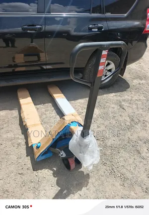3000kgs Toho Pallet Truck Most Durable