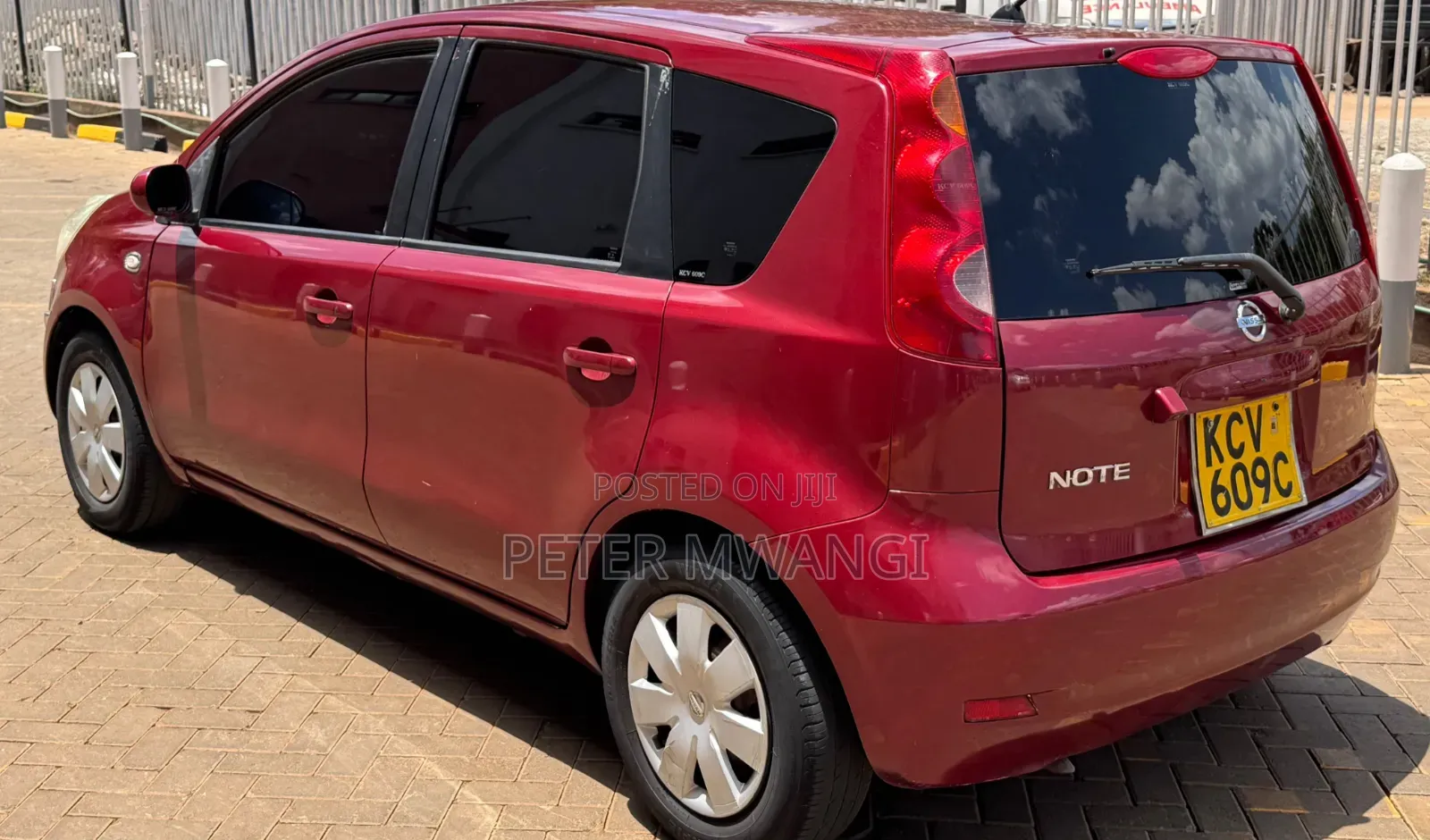 Nissan Note 2012 Red