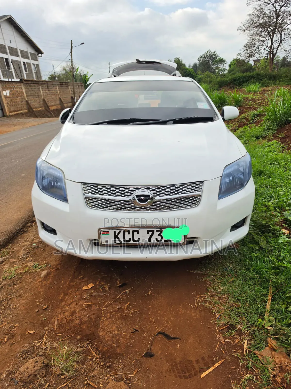 Toyota Corolla Fielder 2012 White