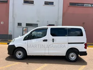 Nissan NV200 2016 White