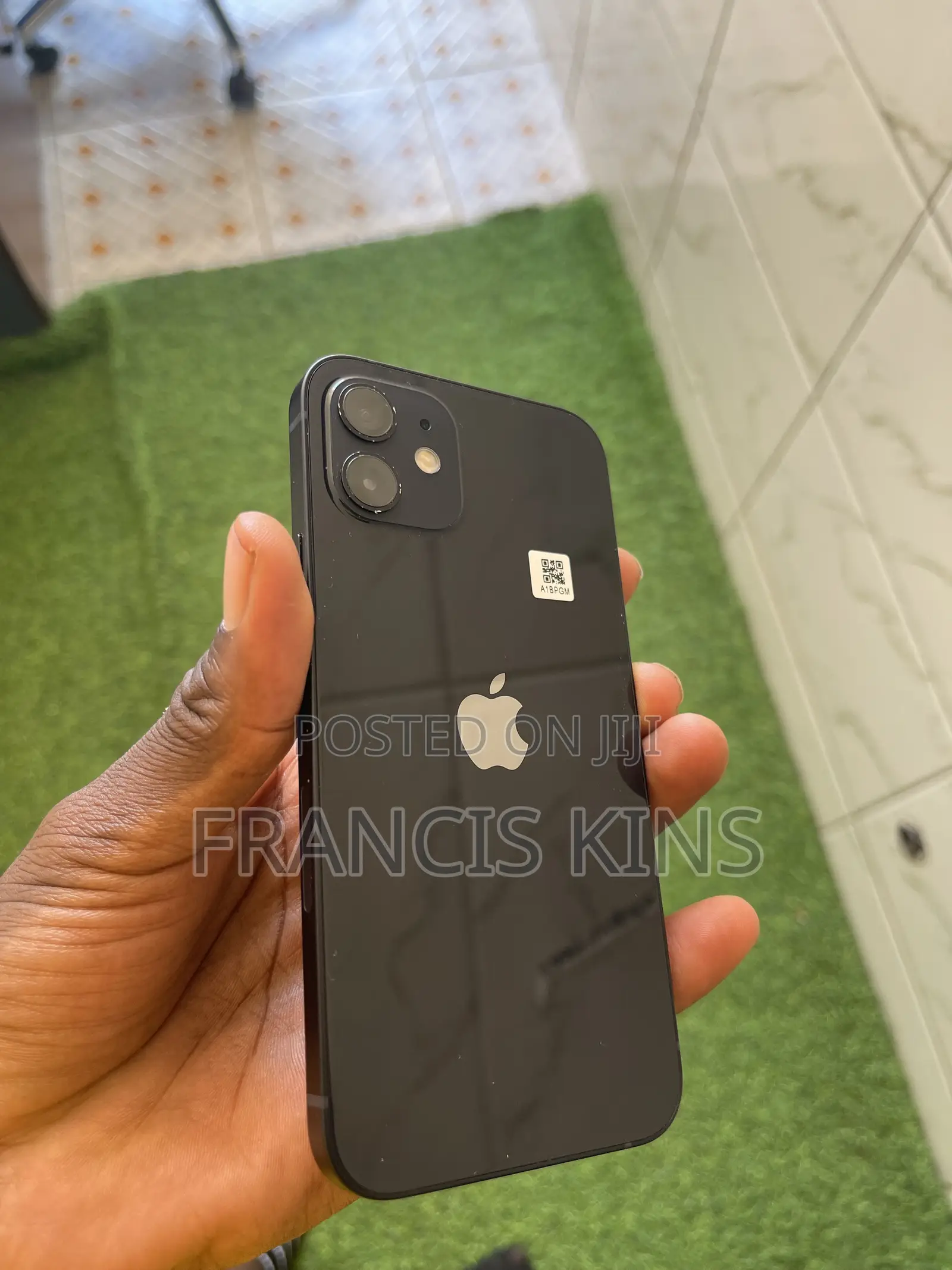 Apple iPhone 12 64 GB Black