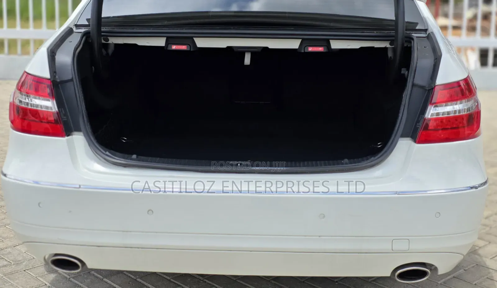 Mercedes-Benz E300 2011 White