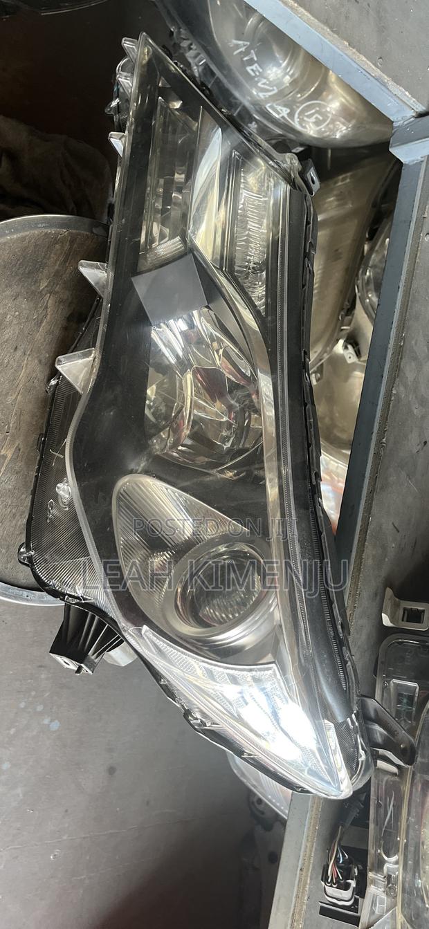 Rav 4 2014 Headlight Non Xenon - thumbnail 2