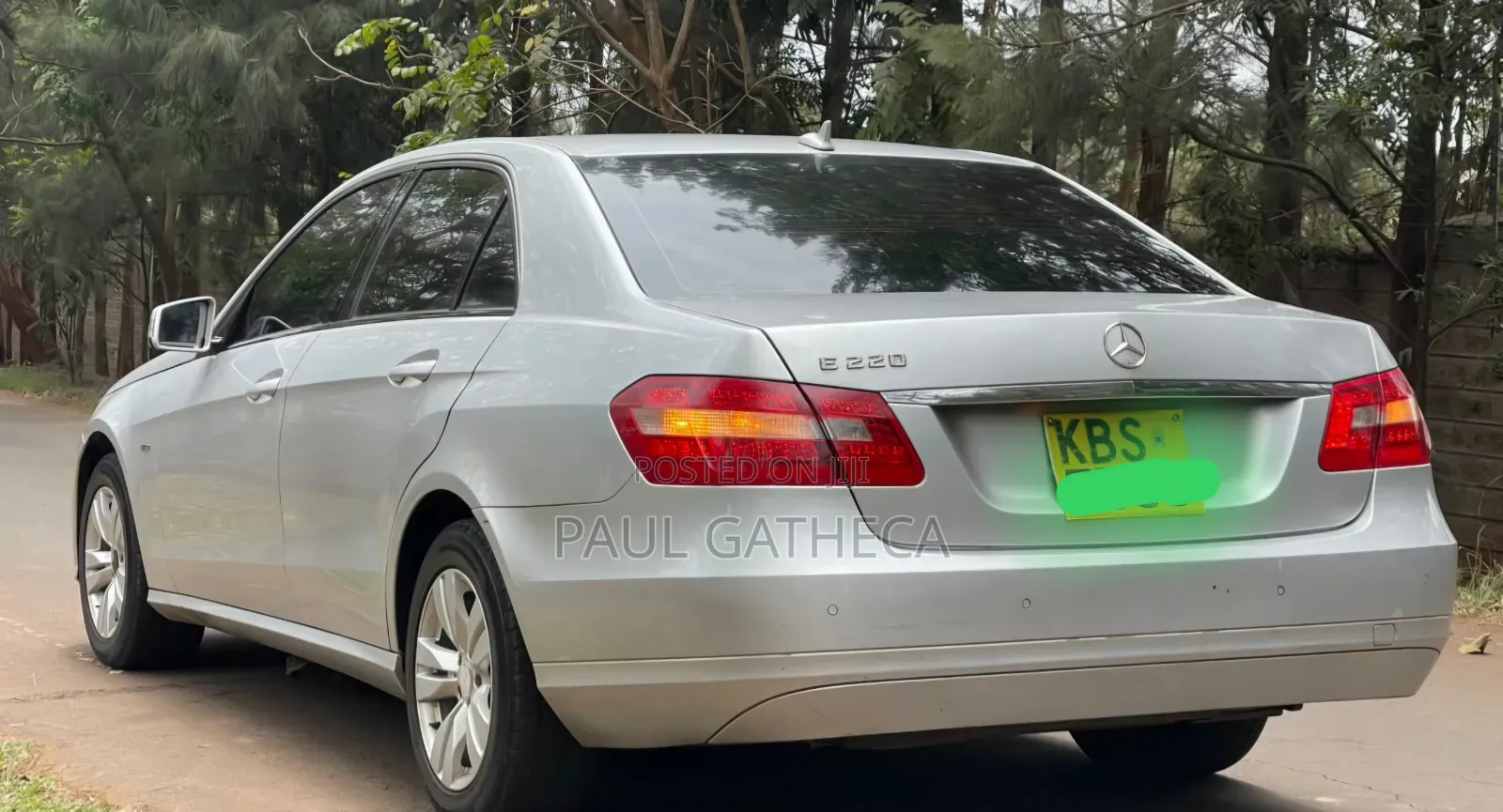 Mercedes-Benz E220 2010 Silver