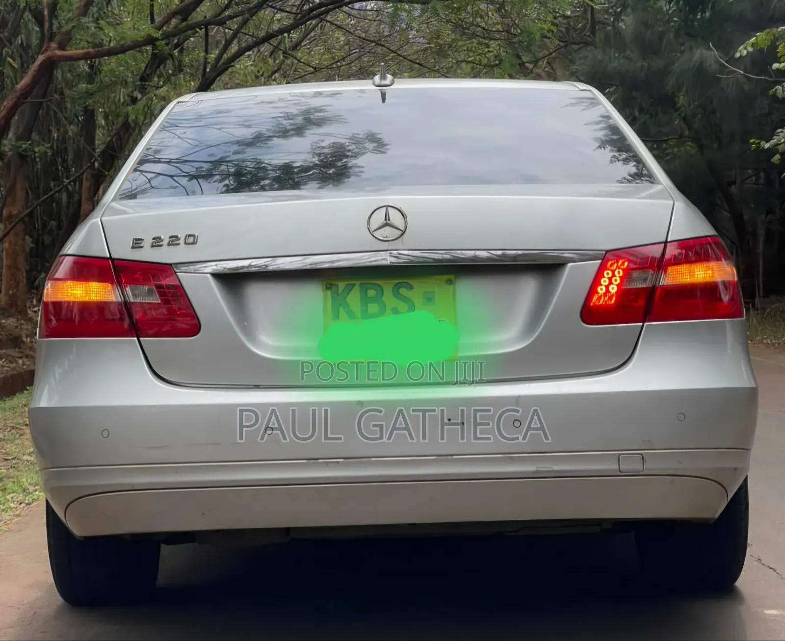Mercedes-Benz E220 2010 Silver