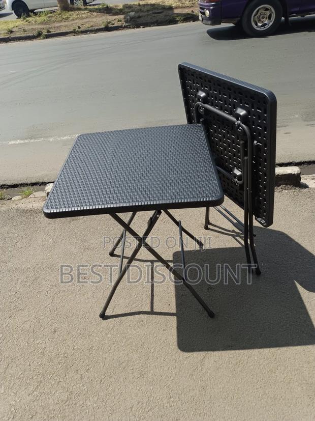 Folding Table - thumbnail 2