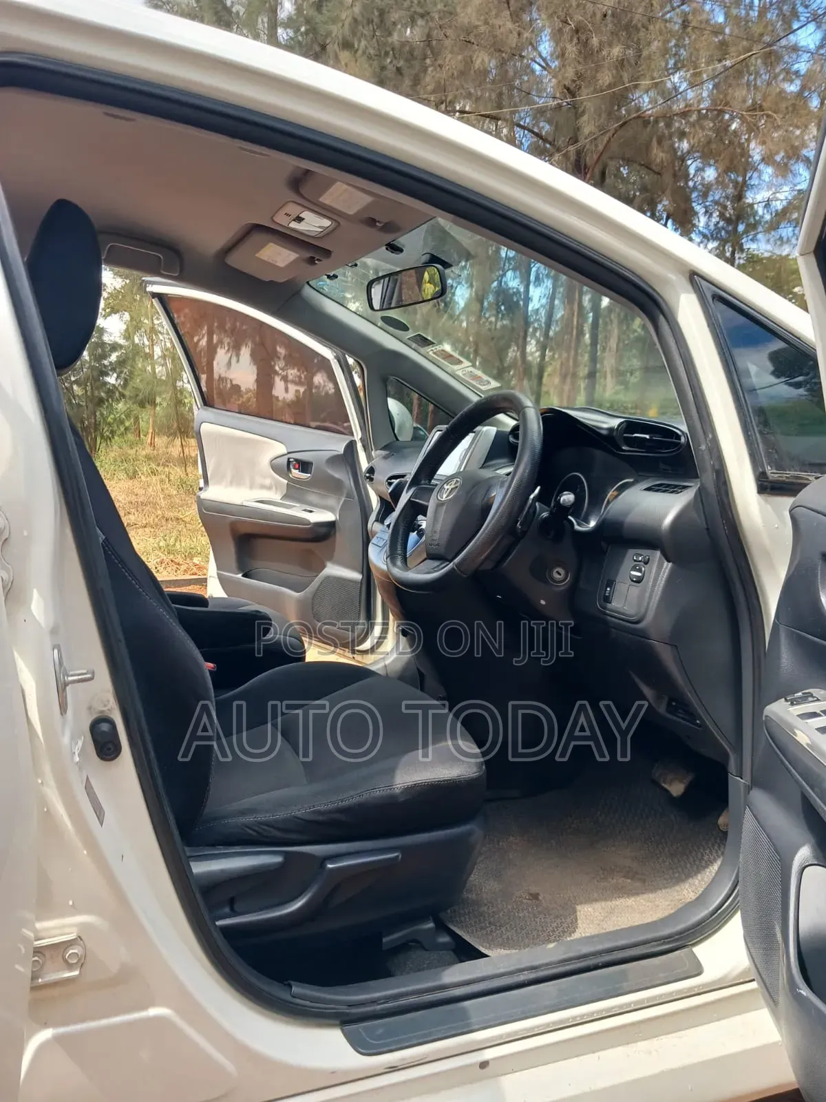 Toyota Wish 2012 White