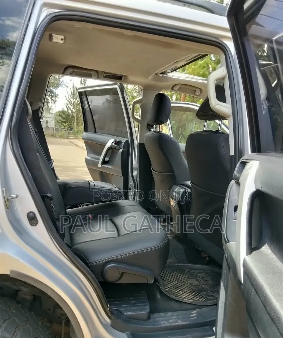 Toyota Land Cruiser Prado 2014 White