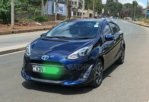 Toyota Aqua 2018 Blue