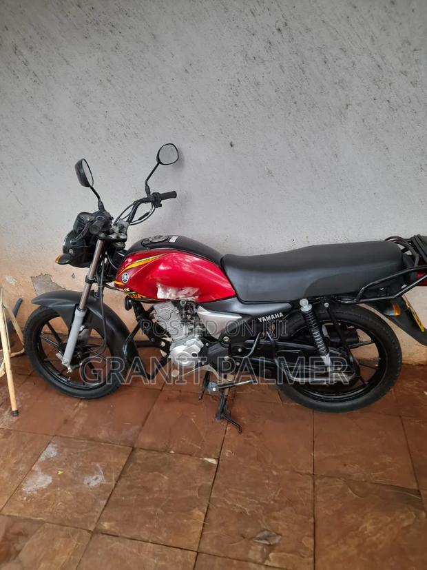 Yamaha 2025 Red - thumbnail 4