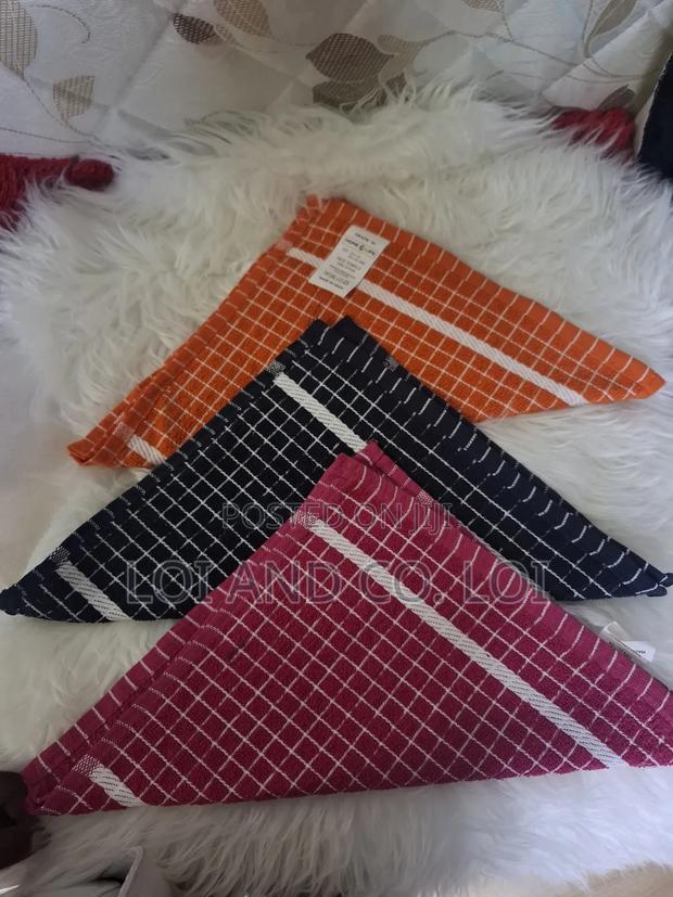 White Face Towels Size 33x33 - thumbnail 2