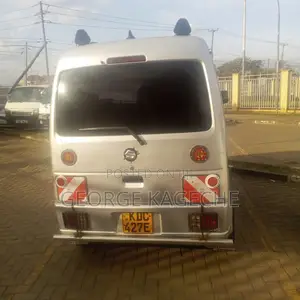 Suzuki Every Wagon 2014 Silver