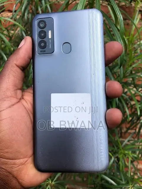 Tecno Camon 18i 128 GB Blue