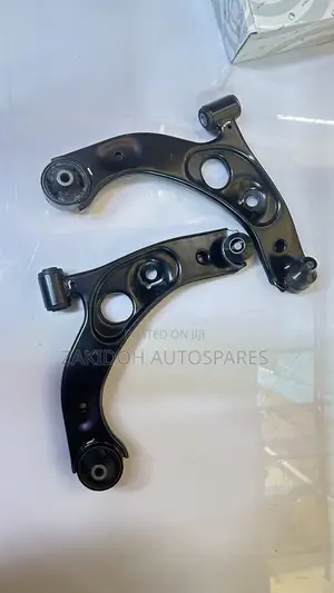 Toyota Passo Front Arm