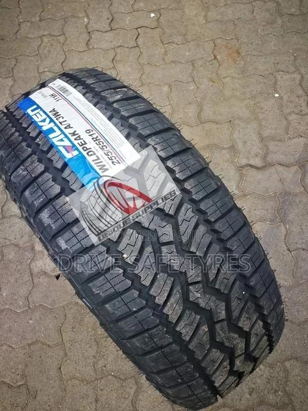 255/55 R19 Falken Wildpeak Tyre
