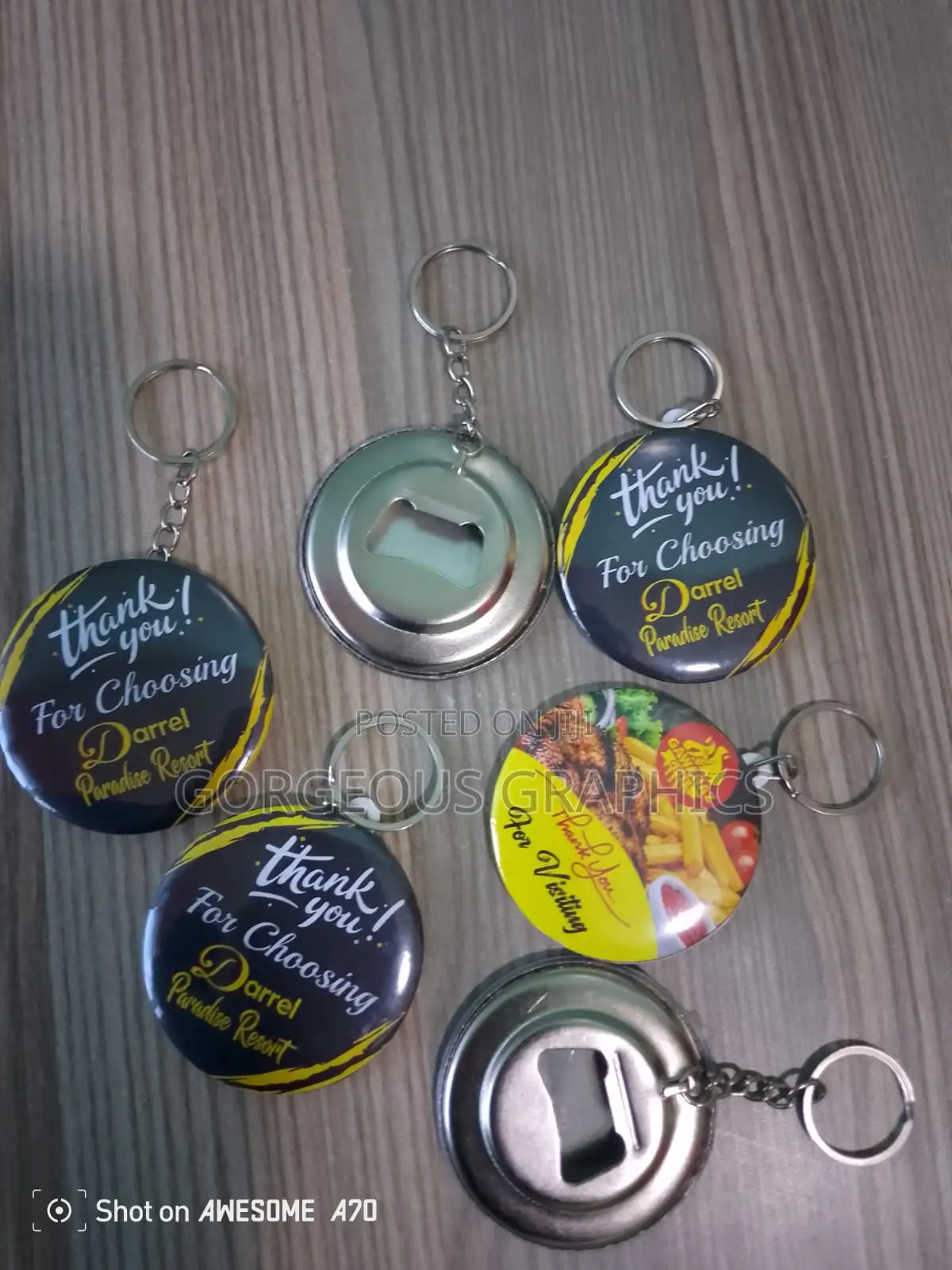 Souvenir Pin Branding