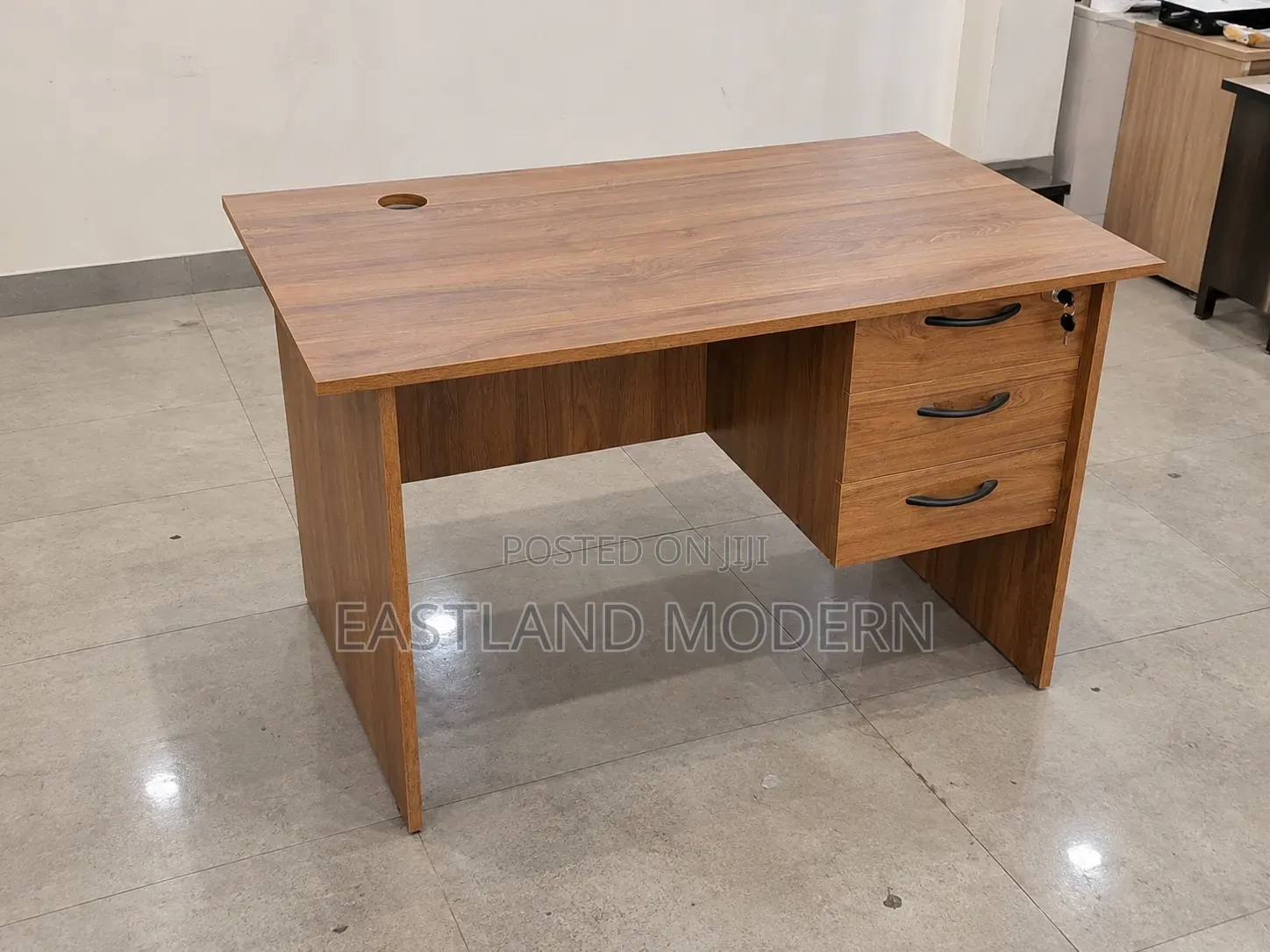 1.2M Modern Wooden Office Desk With 3 Drawers – Executive Work Table