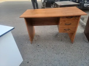 1.2M Modern Wooden Office Desk With 3 Drawers – Executive Work Table